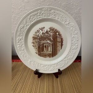Wedgwood Brown University Creamware 10.5” plate Gates-Manning Hall ca 1938